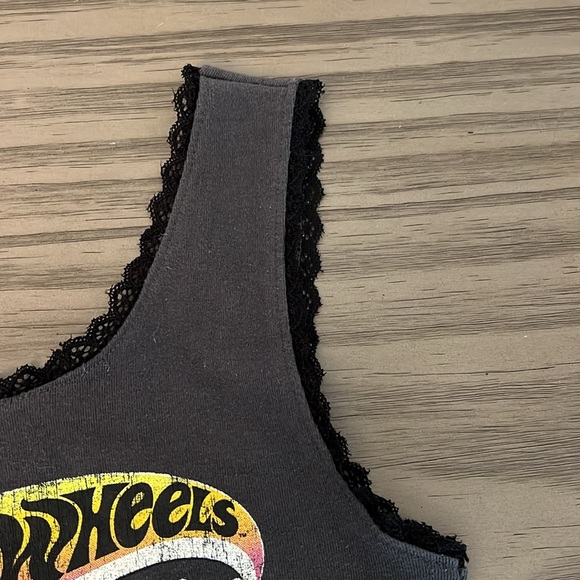 HOT WHEELS CROP TOP SMALL - Picture 9 of 9